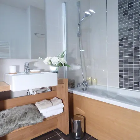 3 Pieces Aux Saisies - Piscine, Jacuzzi, Fitness - Fr-1-594-102 Apartment